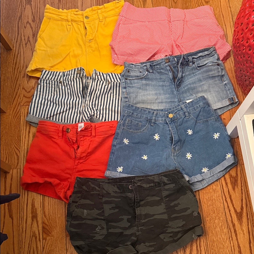 Colorful Shorts Collection Random Brands and sizes. ****See Photos****